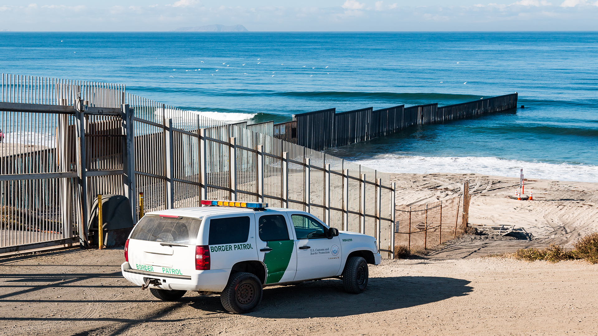 Nuevas reglas para detenciones y deportaciones de inmigrantes