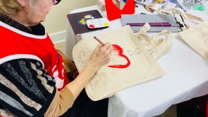 El grupo Caleb pone en práctica sus habilidades artísticas en todos los Estados Unidos El grupo Caleb pone en práctica sus habilidades artísticas en todos los Estados Unidos