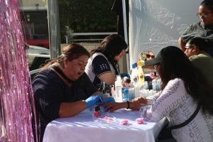 La mano amiga que llevó una luz de esperanza a varias familias angelinas